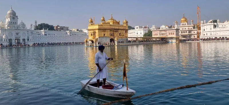 Goldener Tempel & Jallianwala Bagh zu Fuß